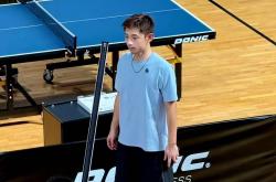 足球直播在线观看免费-张继科在北京的比赛中落败