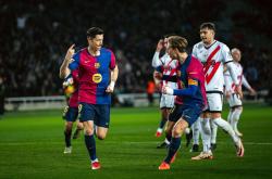 体育直播-包含巴黎举行排球比赛，巴萨表现关键的词条