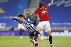 足球直播-布莱顿客场不敌曼联，英超保级压力加大的简单介绍