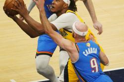 足球直播平台-步行者小胜热火，将系列赛带回主场的简单介绍