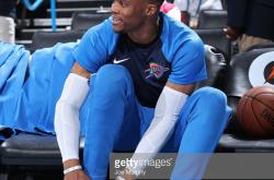 足球直播-包含泰国队轻取德国队，黄鸭组合高光表现的词条