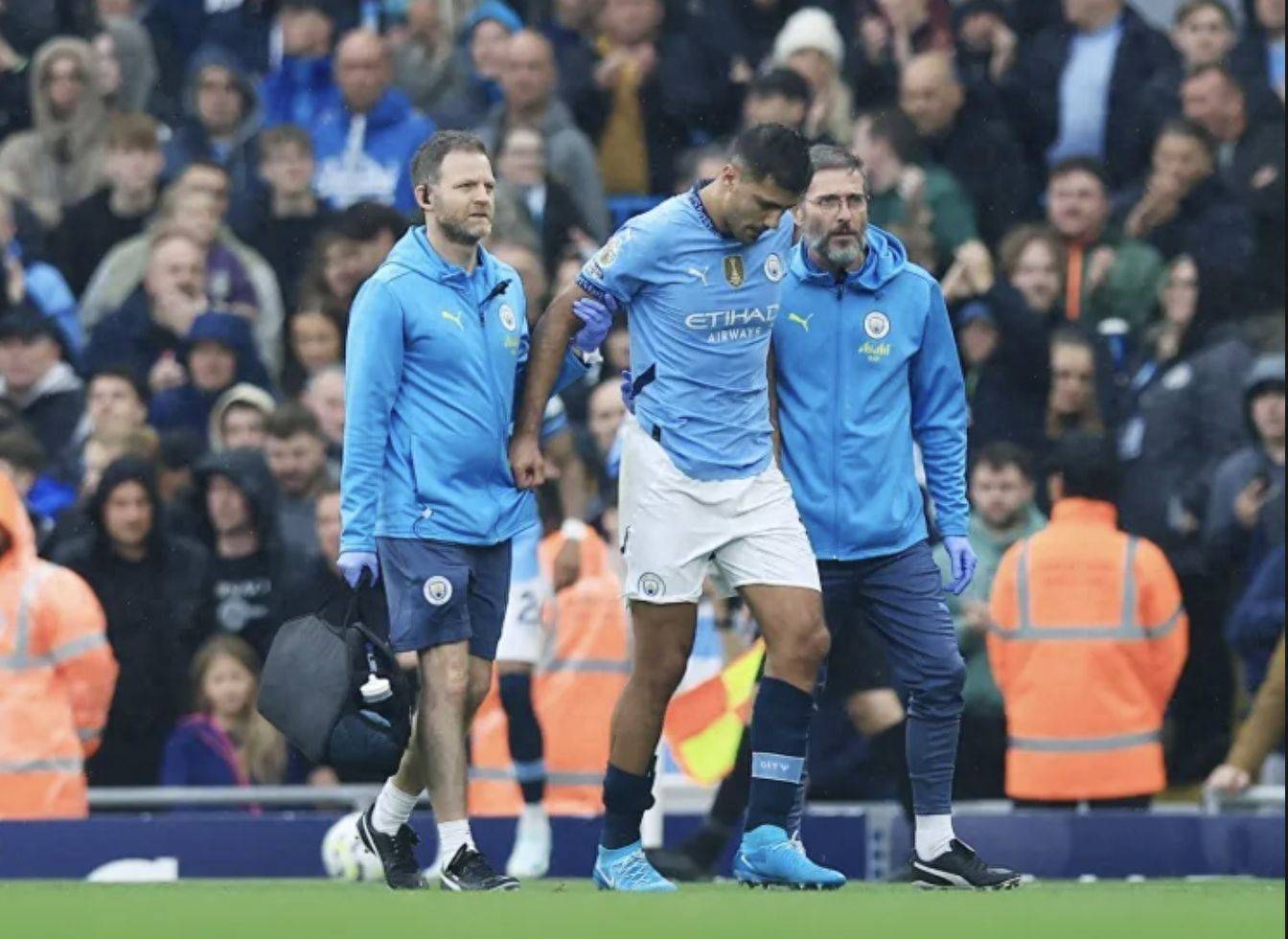 关于罗马大将受伤报销,球队实力受损的信息 关于罗马大将受伤报销,球队实力受损的信息