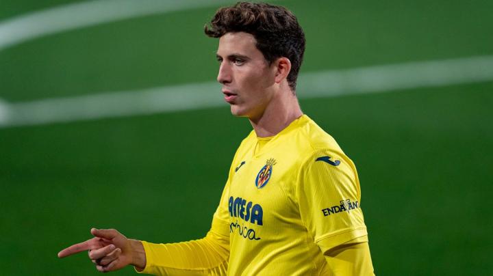 包含阿特科后卫比利亚表现出色扑救的词条