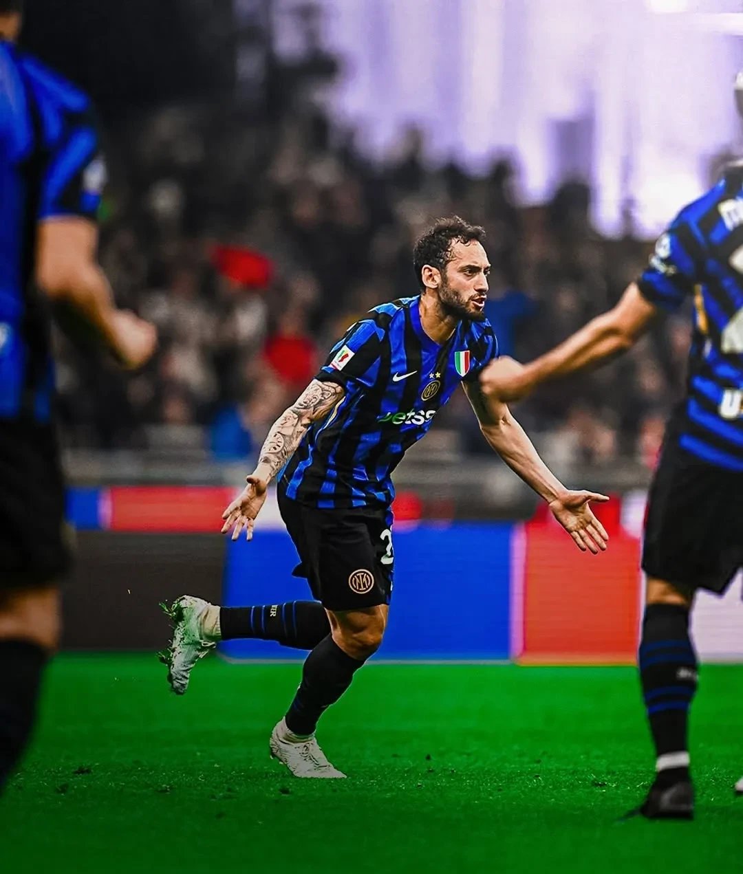 AC米兰挑战国际米兰:谁能笑到最后?的简单介绍 AC米兰挑战国际米兰:谁能笑到最后?的简单介绍