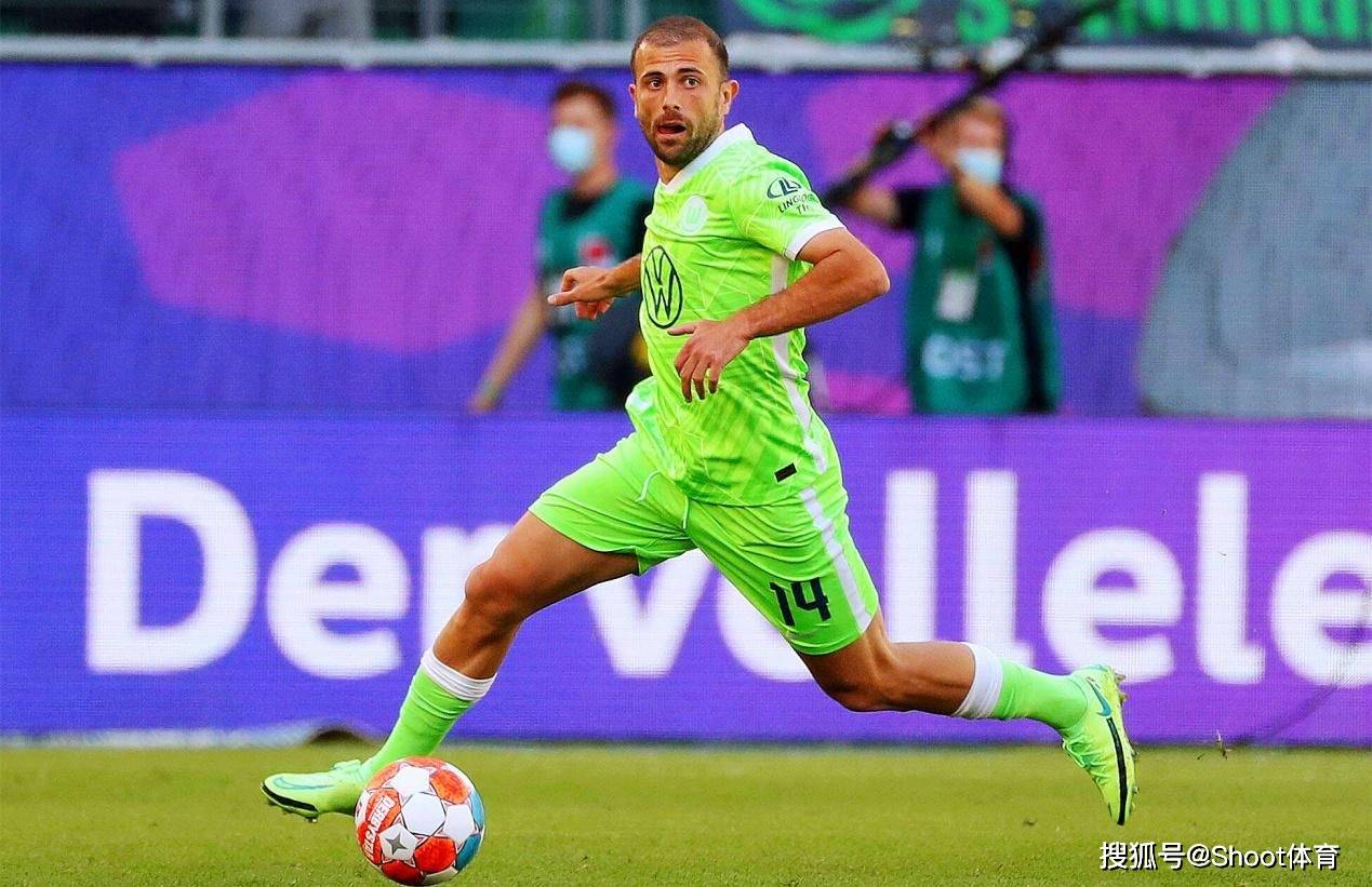 沃尔夫斯堡逼平柏林赫塔,降级压力稍缓 沃尔夫斯堡逼平柏林赫塔,降级压力稍缓