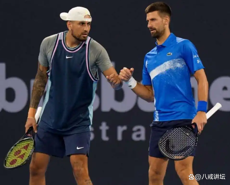 包含世界网球队横扫意大利网球队，德约科维奇打破历史纪录的词条