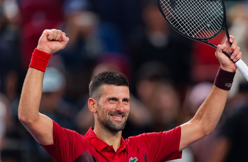 包含世界网球队横扫意大利网球队，德约科维奇打破历史纪录的词条