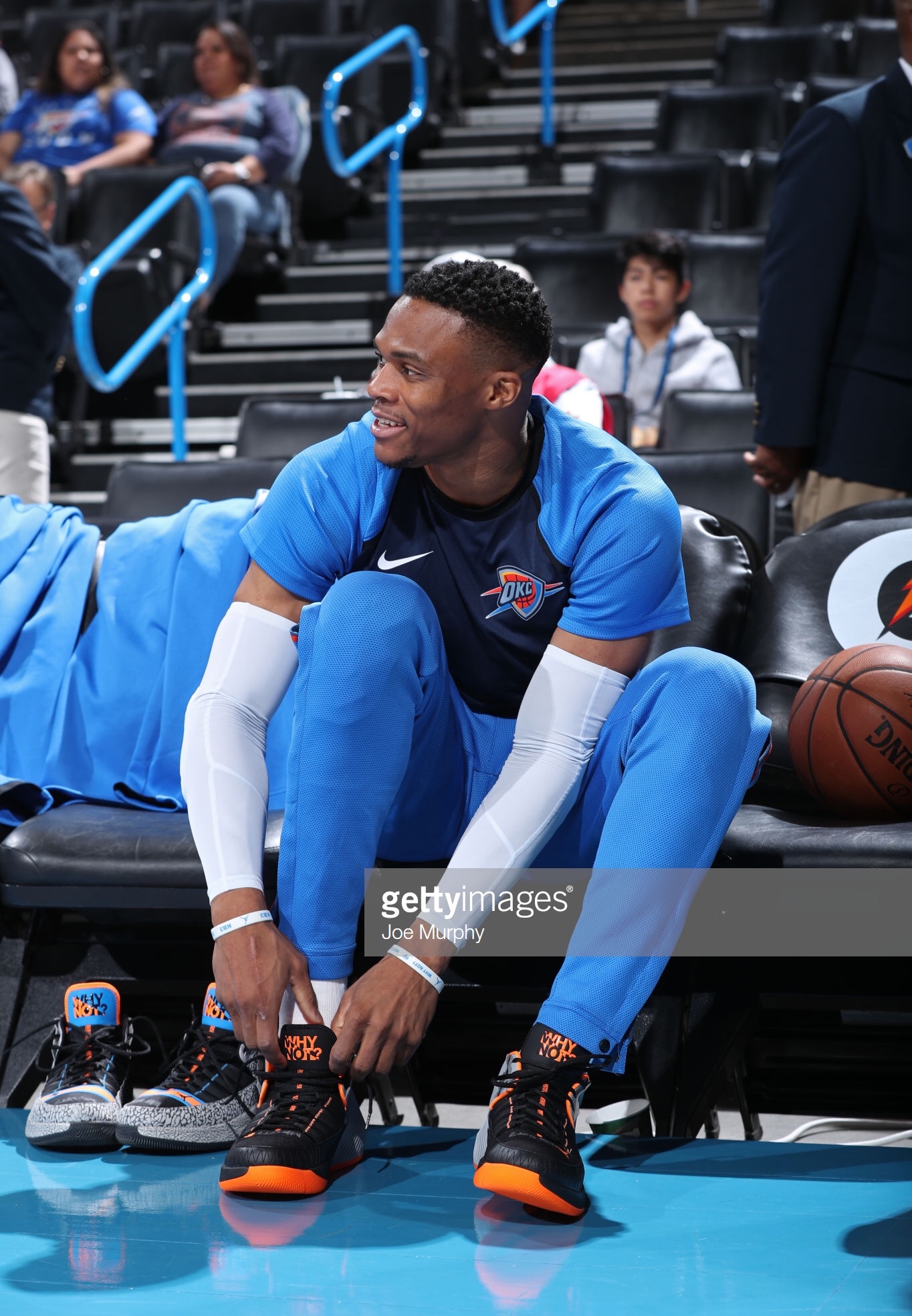 包含泰国队轻取德国队，黄鸭组合高光表现的词条