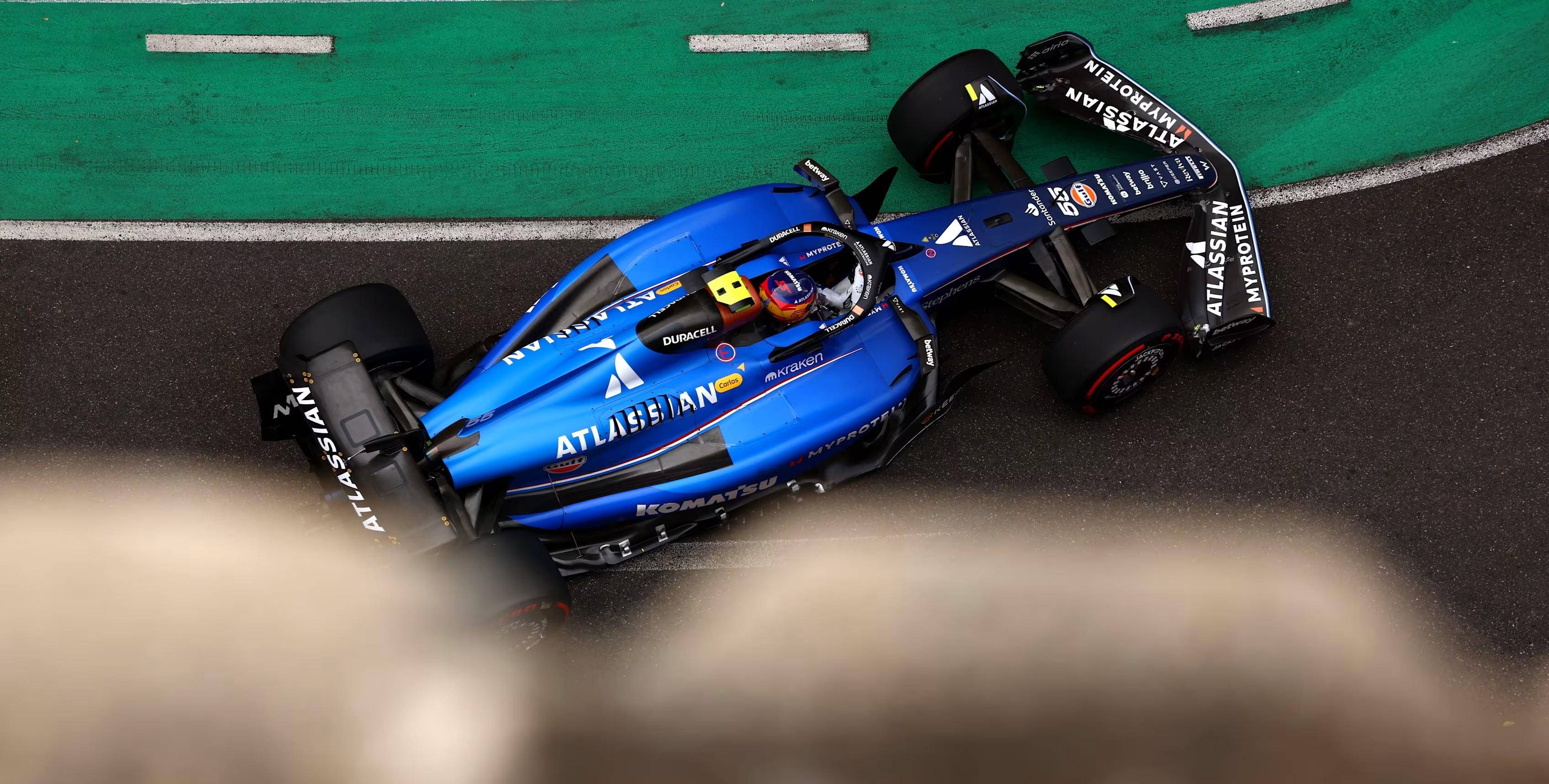 梅赛德斯翻盘哈斯车队,塞恩斯刷新纪录 梅赛德斯翻盘哈斯车队,塞恩斯刷新纪录